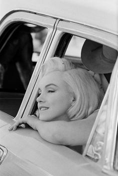 American actress Marilyn Monroe (1926 - 1962), during the location shoot of 'The Misfits' in the Nevada Desert, 1960. (Photo by Ernst Haas/Getty Images)